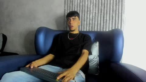 endrick_23 online show from 19, 4, 2026