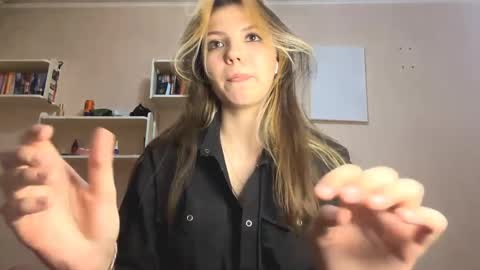 Margot online show from 11, 4, 2026