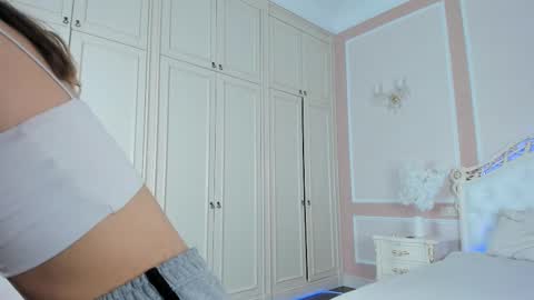 Sofia online show from 11, 2, 2025