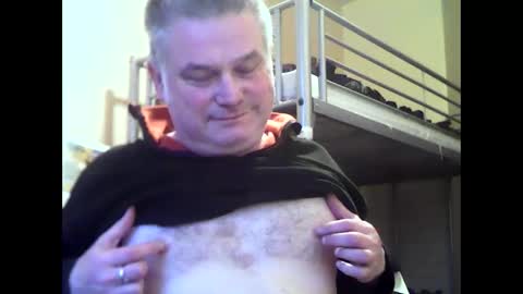 englishguysurrey online show from 26, 12, 2024