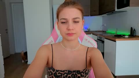 enjoyeverymoment_ online show from 27, 3, 2026