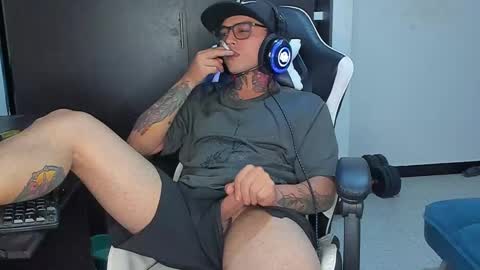 enjoymycock99 online show from 24, 2, 2025