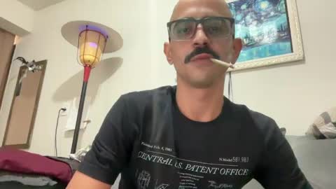 Snapshot of enjoythetrip chatting on 1, 5, 2026 Luke online show from 1, 5, 2026