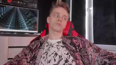 Enker online show from 30, 10, 2025