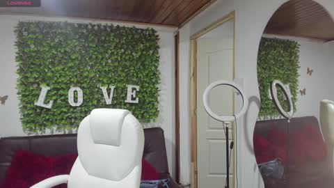 Enma clark online show from 27, 1, 2025