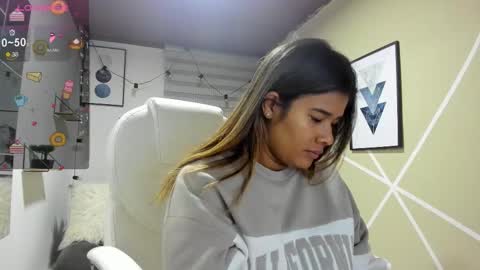 Enma clark online show from 10, 11, 2025