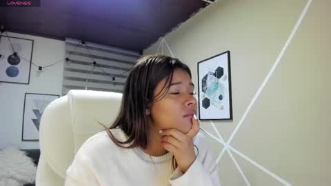 Enma clark online show from 23, 3, 2026