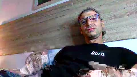 Snapshot of enri222 chatting on 16, 10, 2025 rineking online show from 16, 10, 2025