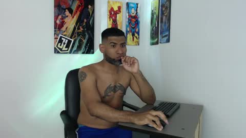 Snapshot of enriblack92 chatting on 31, 12, 2024 enriblack92 online show from 31, 12, 2024