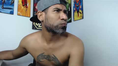 Snapshot of enriblack92 chatting on 17, 1, 2025 enriblack92 online show from 17, 1, 2025