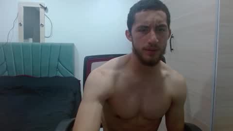 enzo_savage online show from 30, 10, 2025
