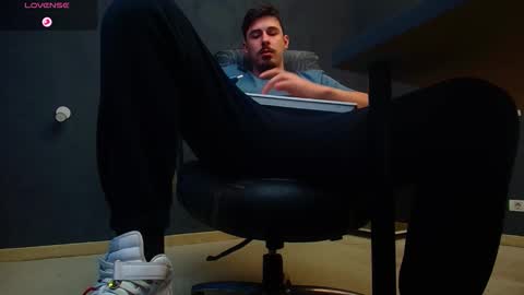 EnzoRace online show from 8, 11, 2025