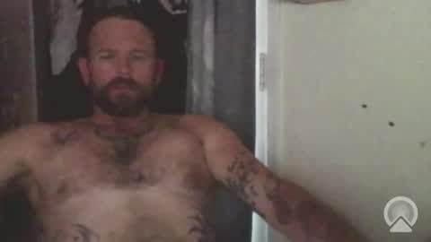 Snapshot of epictriggz chatting on 3, 5, 2026 slutcouple online show from 3, 5, 2026