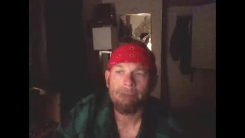 Snapshot of epictriggz chatting on 7, 6, 2026 slutcouple online show from 7, 6, 2026
