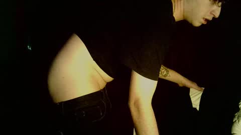 Snapshot of epizness chatting on 22, 2, 2025 Kris online show from 22, 2, 2025