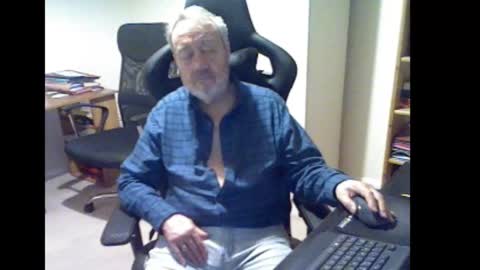 erasmus_d online show from 7, 2, 2026