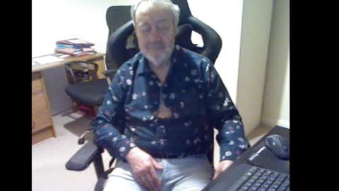 erasmus_d online show from 7, 3, 2026