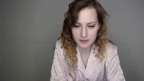 Snapshot of erdbeeren_mit_sahne chatting on 3, 1, 2025 Erdbeeren mit Sahne online show from 3, 1, 2025