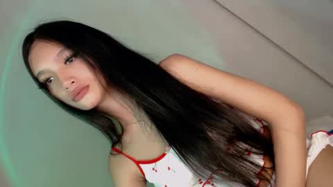 Elisa online show from 7, 2, 2025