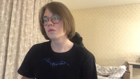 Snapshot of eric_bucks chatting on 28, 2, 2026 haru moon online show from 28, 2, 2026