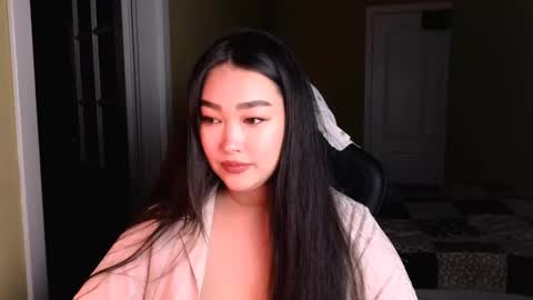 Erica Wayne online show from 11, 3, 2025