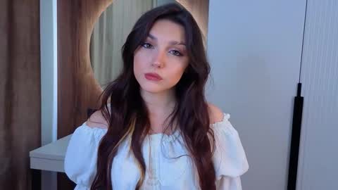 Dina online show from 14, 12, 2025