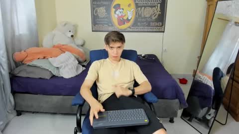 Snapshot of erick_de_rossee chatting on 6, 10, 2025 erick_de_rossee online show from 6, 10, 2025