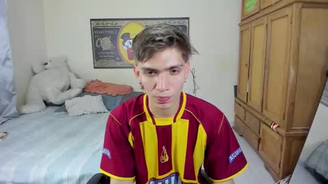 Snapshot of erick_de_rossee chatting on 5, 2, 2026 erick_de_rossee online show from 5, 2, 2026