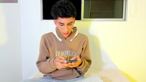 Snapshot of erick_velveth chatting on 16, 5, 2026 erick online show from 16, 5, 2026