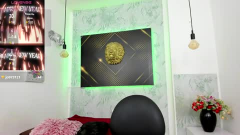   online show from 21, 1, 2025