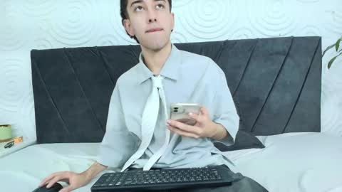 Erick online show from 3, 2, 2025