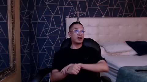 Snapshot of erickferrer chatting on 27, 2, 2026 Erick online show from 27, 2, 2026