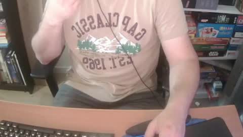 Snapshot of erik_dapper chatting on 8, 8, 2026 Erik Dapper online show from 8, 8, 2026