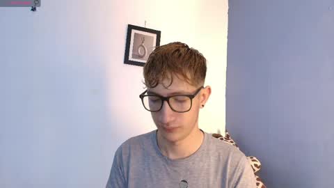 Snapshot of erik_golden_ chatting on 2, 5, 2026 I am Erik online show from 2, 5, 2026