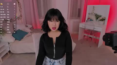 Snapshot of erika_kim chatting on 18, 10, 2025 erika_kim online show from 18, 10, 2025