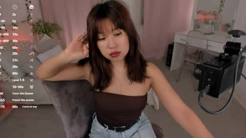 erika_kim online show from 17, 4, 2026
