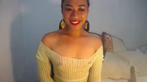 erika_madrigal online show from 23, 12, 2024