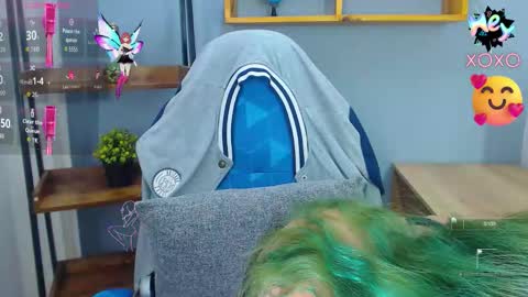 Snapshot of erika_stevens chatting on 10, 10, 2025 E R I K A - SAGITARIO..... online show from 10, 10, 2025