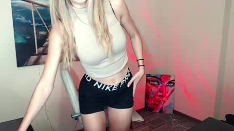 Erika online show from 25, 10, 2025