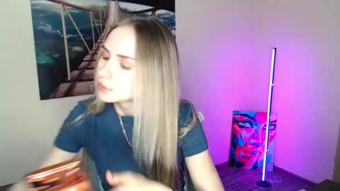 Erika online show from 30, 3, 2026