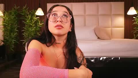 Snapshot of eriklein chatting on 23, 4, 2026 Eri online show from 23, 4, 2026