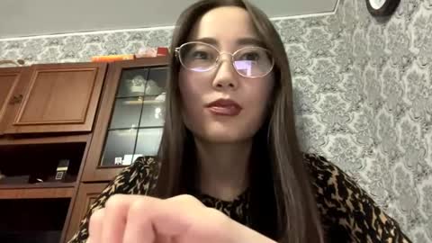 Snapshot of erinnthurmond chatting on 28, 5, 2026 Luna online show from 28, 5, 2026
