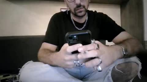 Snapshot of erka10000 chatting on 6, 10, 2025 erka10000 online show from 6, 10, 2025