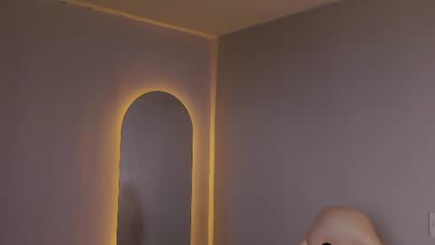Snapshot of eros_becker_ chatting on 20, 6, 2026 eros_becker_ online show from 20, 6, 2026