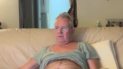 Snapshot of erostalk chatting on 19, 10, 2025 eros online show from 19, 10, 2025