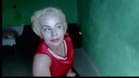 Snapshot of erotic_dessire chatting on 9, 4, 2026 Eve online show from 9, 4, 2026