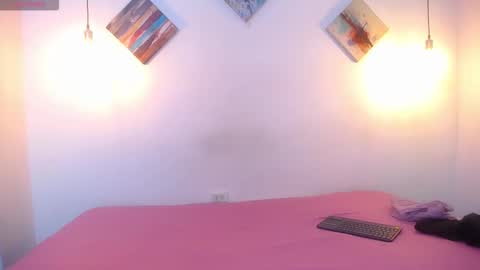 Scarlett online show from 5, 11, 2025