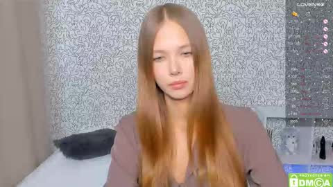 Snapshot of eshcka chatting on 15, 9, 2025 Megan and Brad online show from 15, 9, 2025