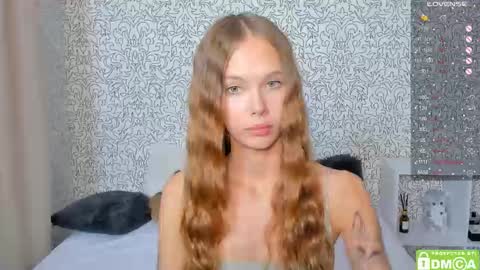 Snapshot of eshcka chatting on 26, 9, 2025 Megan and Brad online show from 26, 9, 2025