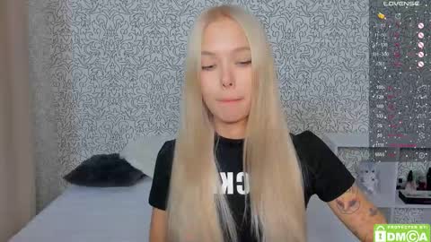 Snapshot of eshcka chatting on 2, 10, 2025 Megan and Brad online show from 2, 10, 2025